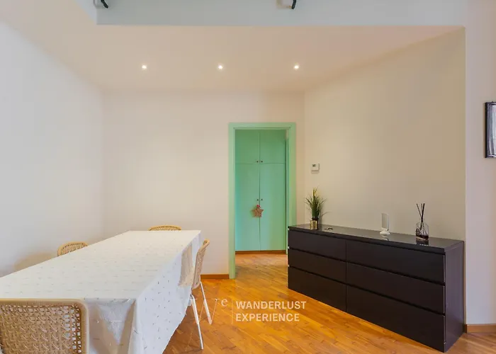 Wanderlust Experience Blink